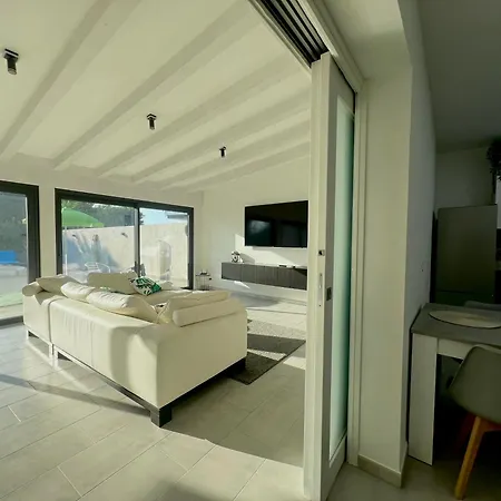 Leonessa ホームステイ Tremestieri Etneo