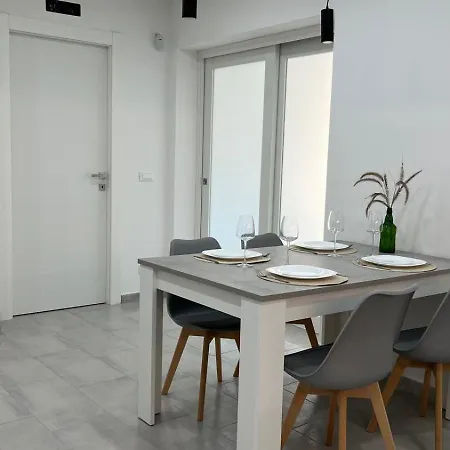 Leonessa Tremestieri Etneo