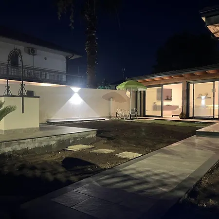 Quarto em Acomodações Particulares Leonessa Tremestieri Etneo